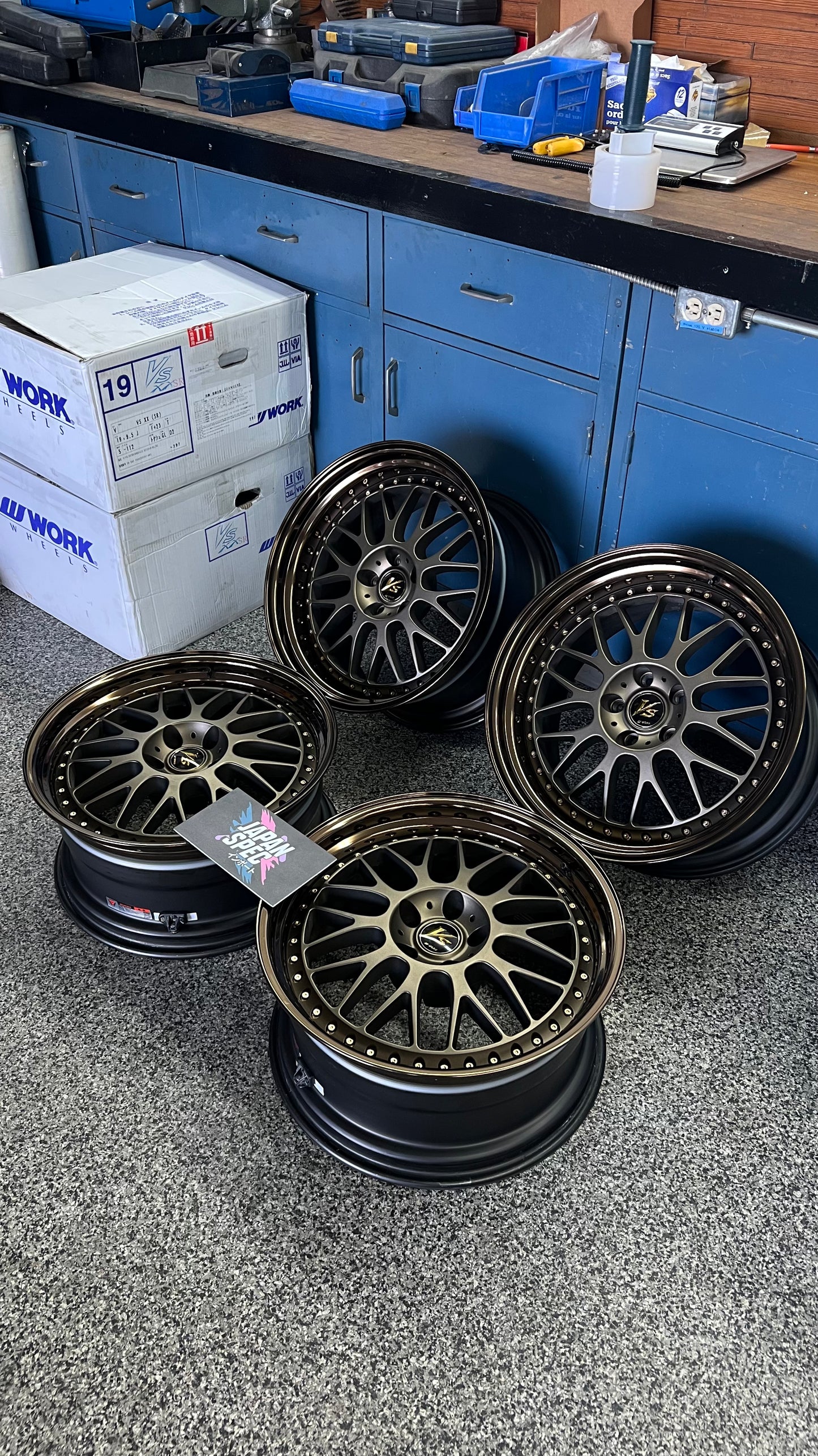 Work VS-XX 19''