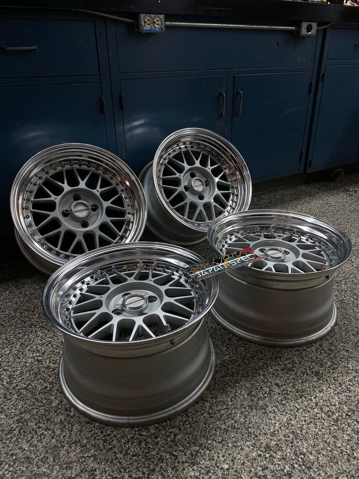 Superstar Chevlon Racing M1N 16''