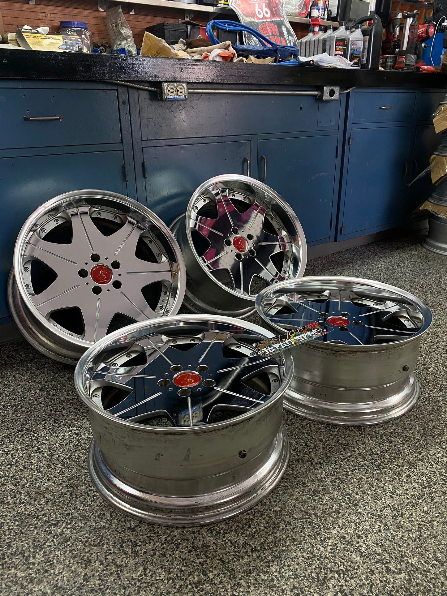 Locksmice Gerade 19''