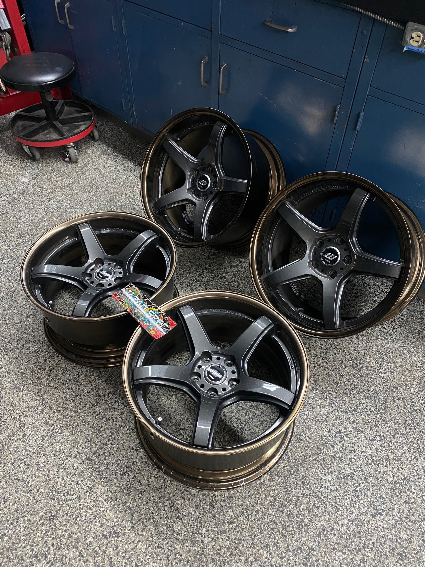 Work Emotion T5R 2P 18''