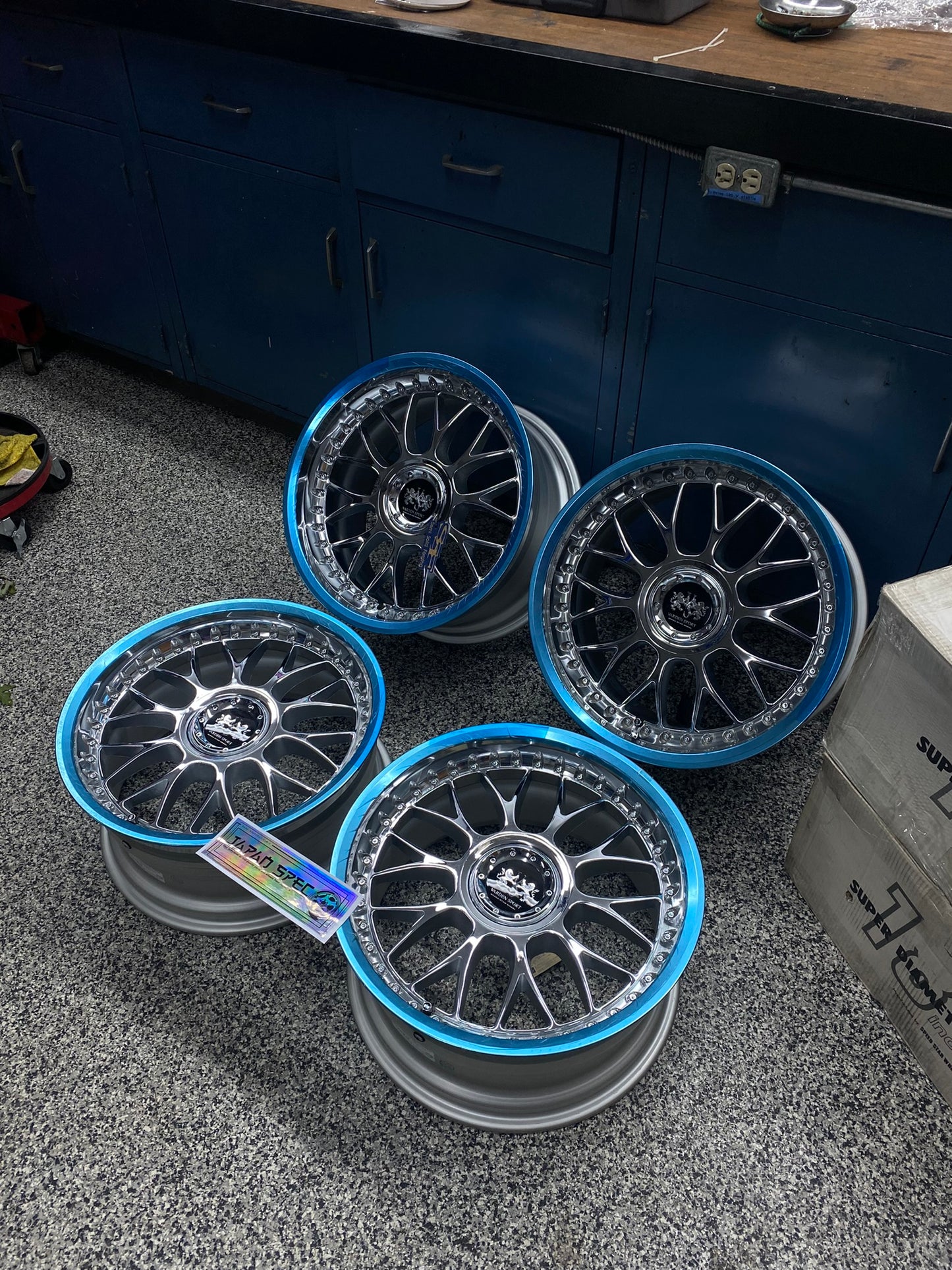 SSR Varden Sport Schwarz 18''