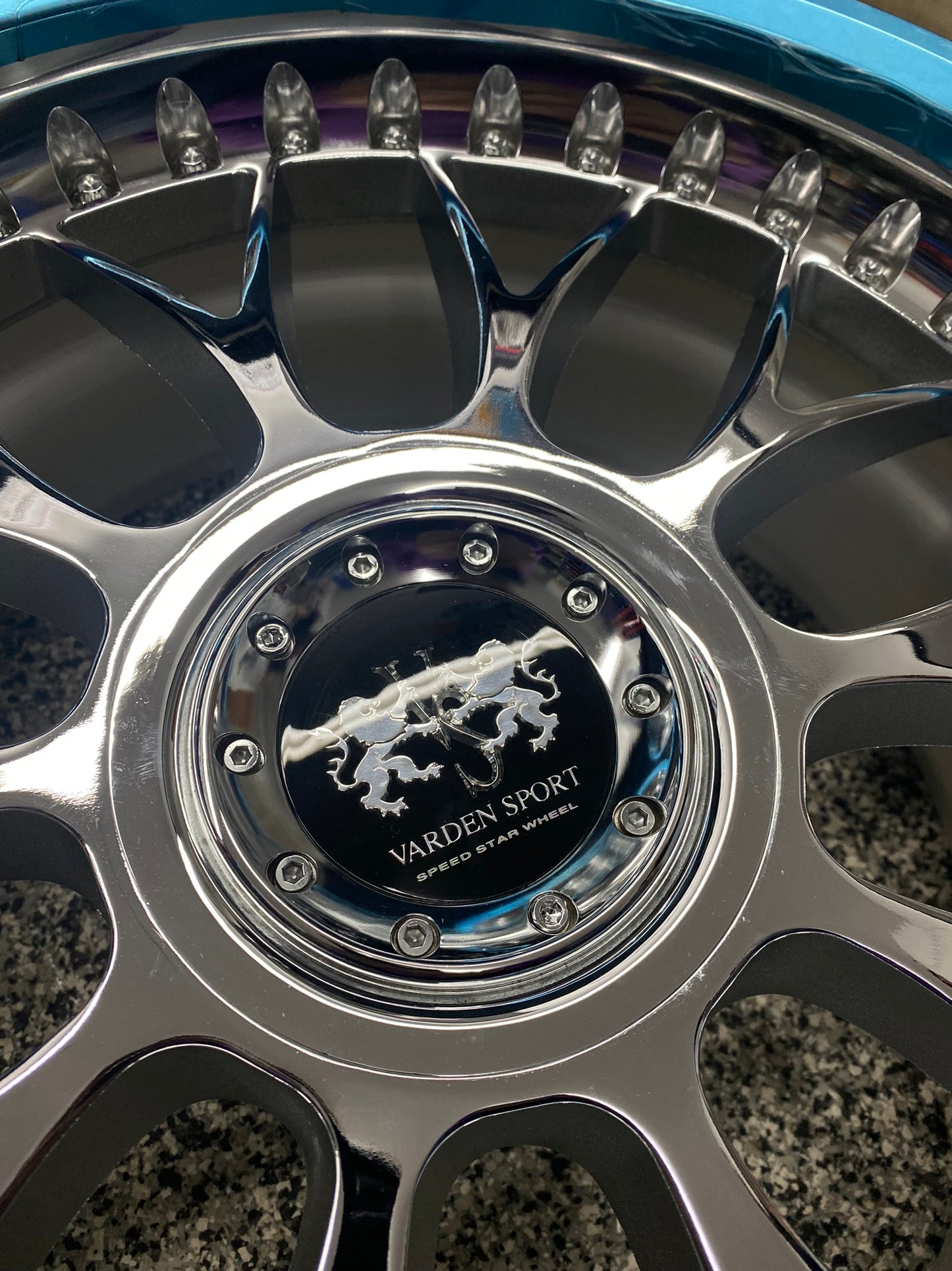 SSR Varden Sport Schwarz 18''