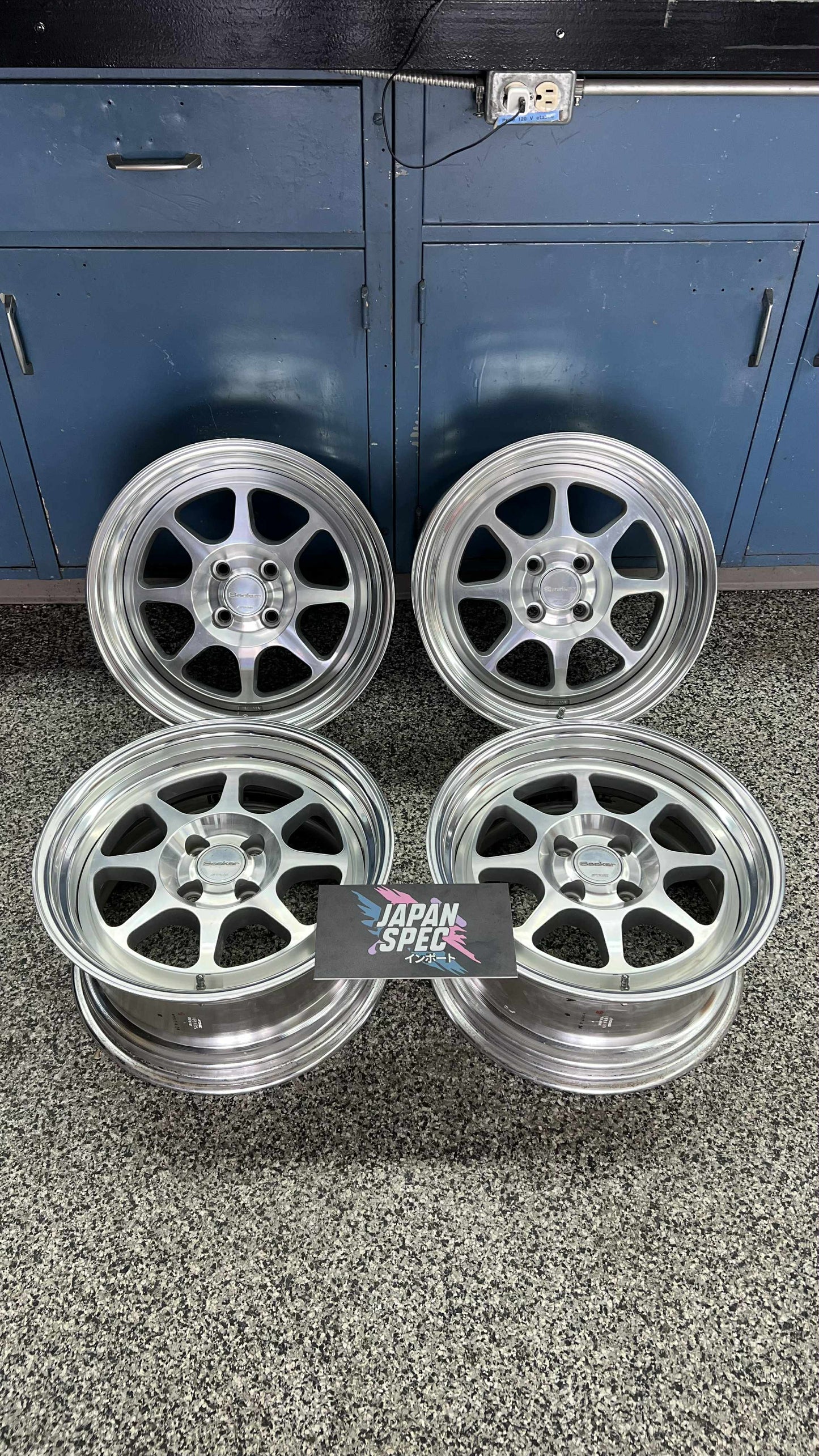 Work Seeker EX 16'' 